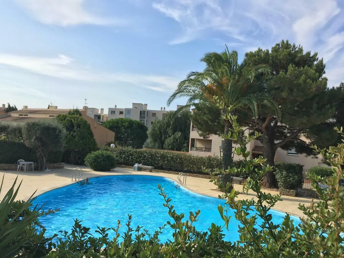 Appartement les hameaux de Provence à Bandol 0*,  France